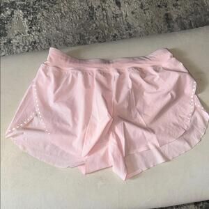 Lululemon Find Your Pace 3in Short Pink Milkshake